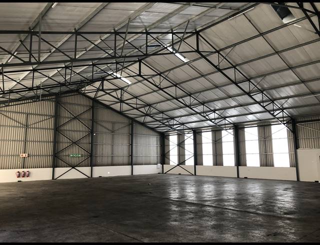 422M² WAREHOUSE TO LET IN EPPING INDUSTRIAL